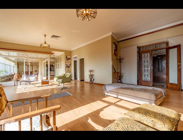 4 BEDROOM PENTHOUSE FOR SALE IN MUSGRAVE